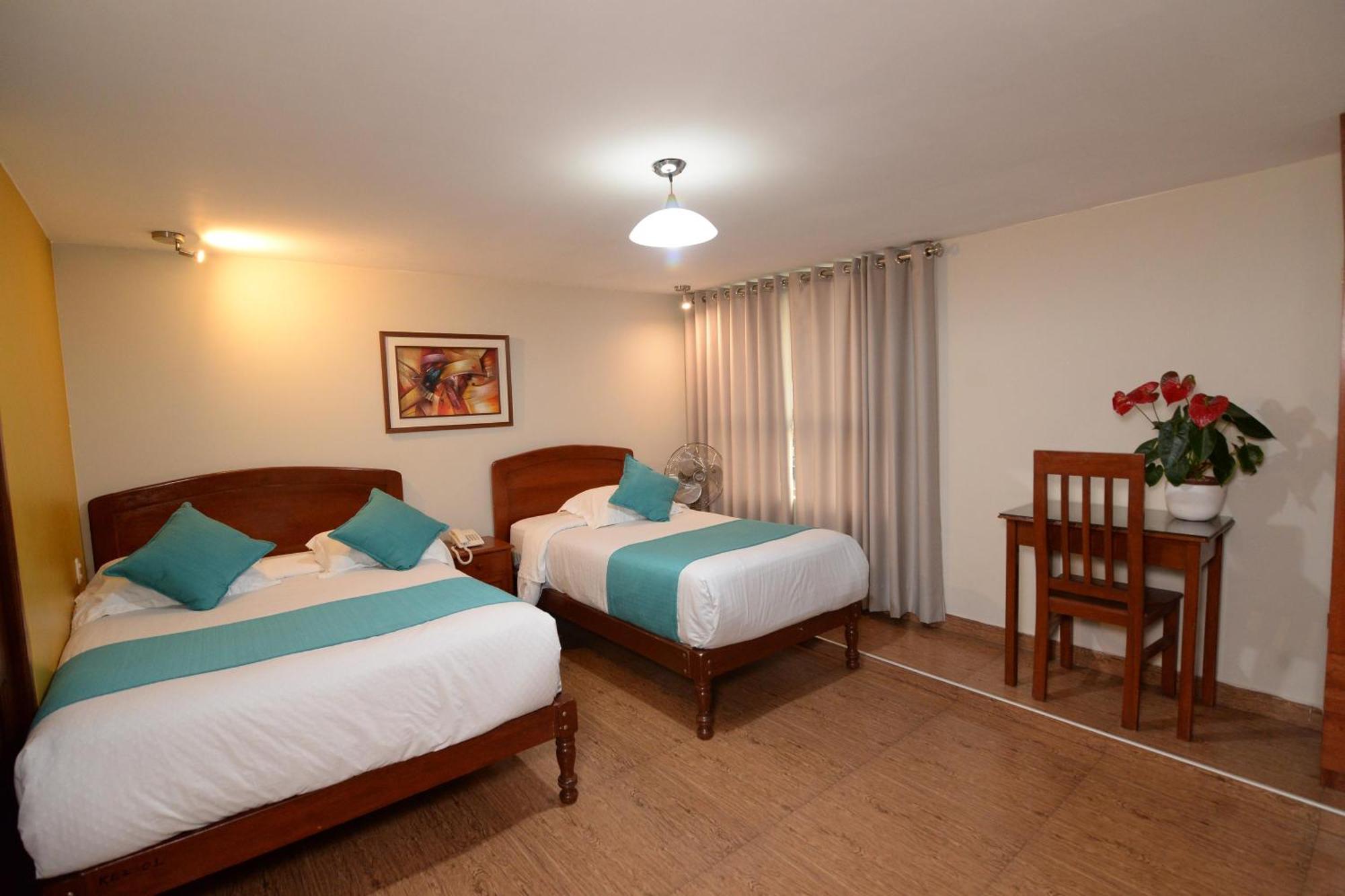 Hotel Palmas Reales Trujillo Exteriör bild