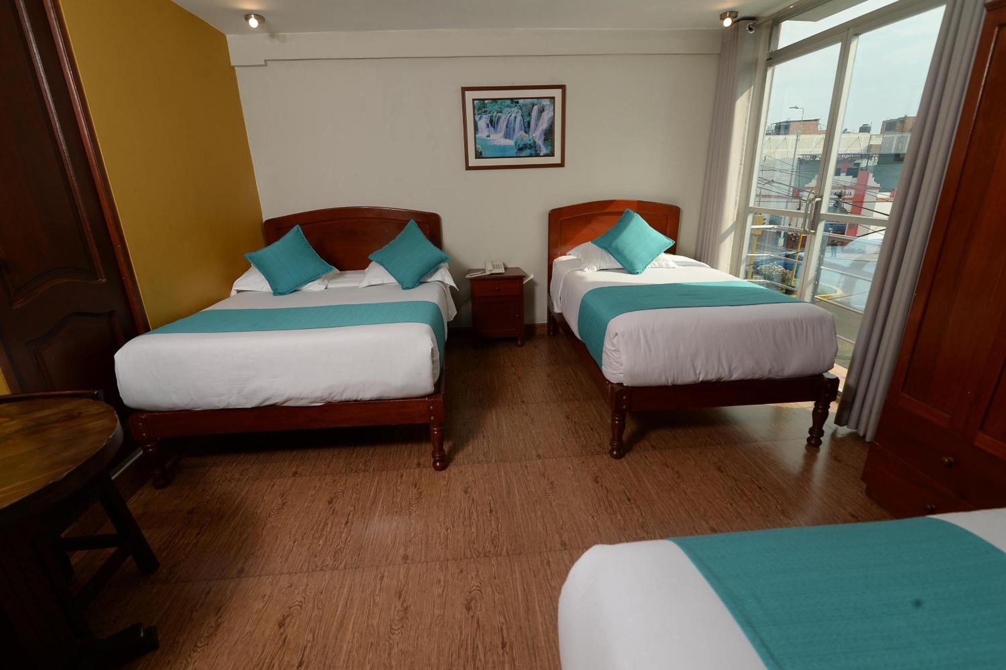 Hotel Palmas Reales Trujillo Exteriör bild